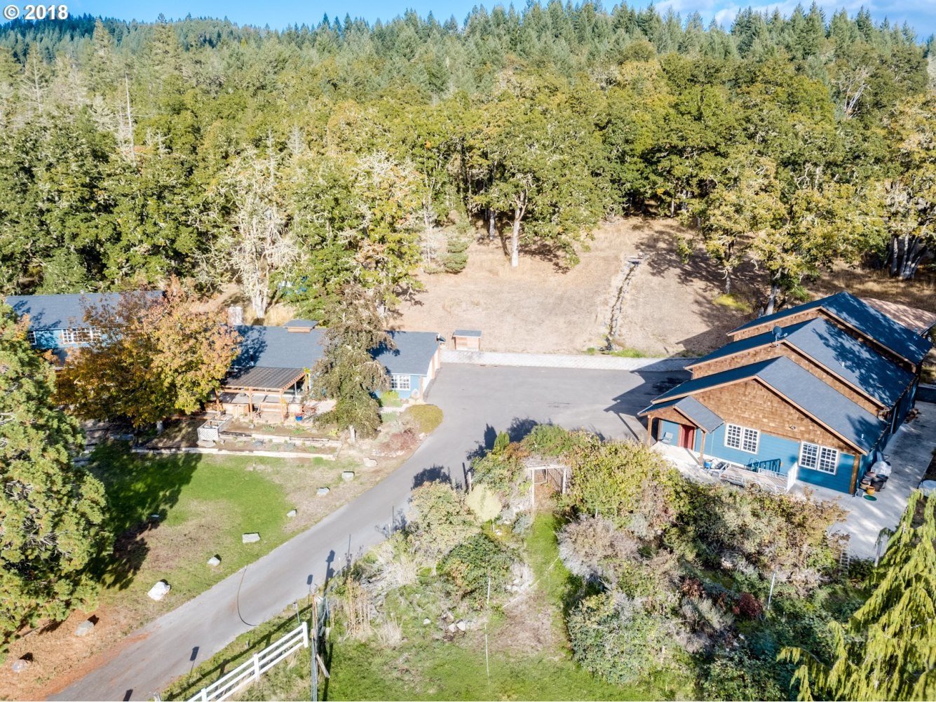 86165 Bailey Hill Road Eugene, OR 97405 - Photo 4 of 29 Gallery Image 4
