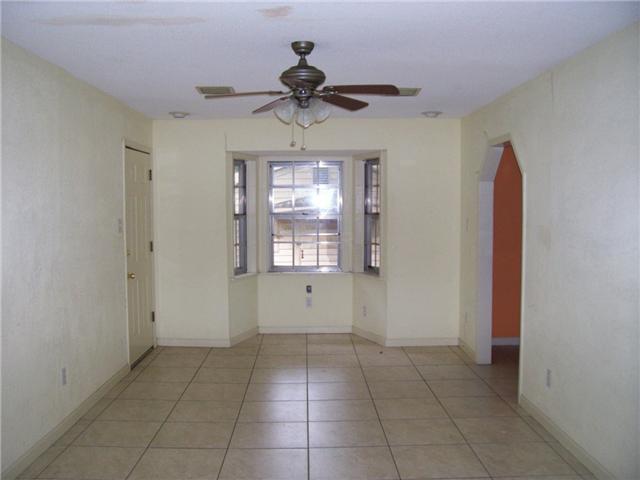 1843 Capri Road Memphis, TN 38117 - Photo 3 of 8 Gallery Image 3