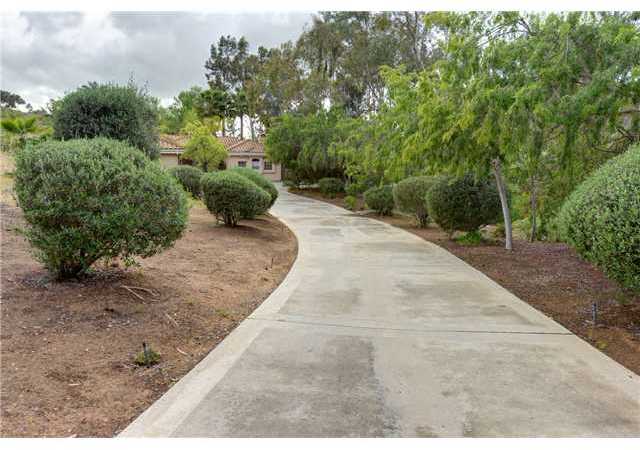 13185 Stone Canyon Road Poway, CA 92064 - Photo 2 of 16