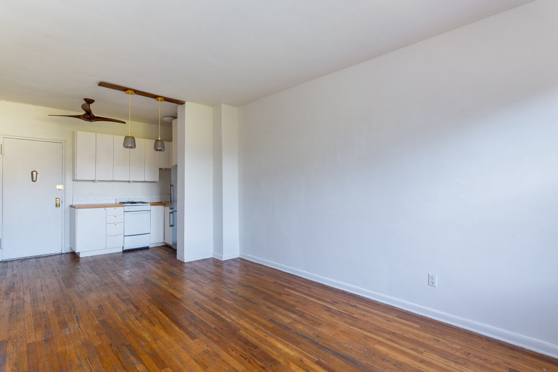 100 Sullivan Street, Unit 5A Manhattan, NY 10012 - Photo 5 of 12