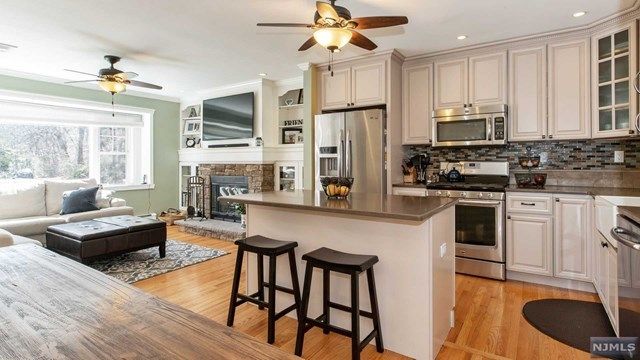 27 Welch Road Ringwood, NJ 07456 - Photo 4 of 25 Gallery Image 4