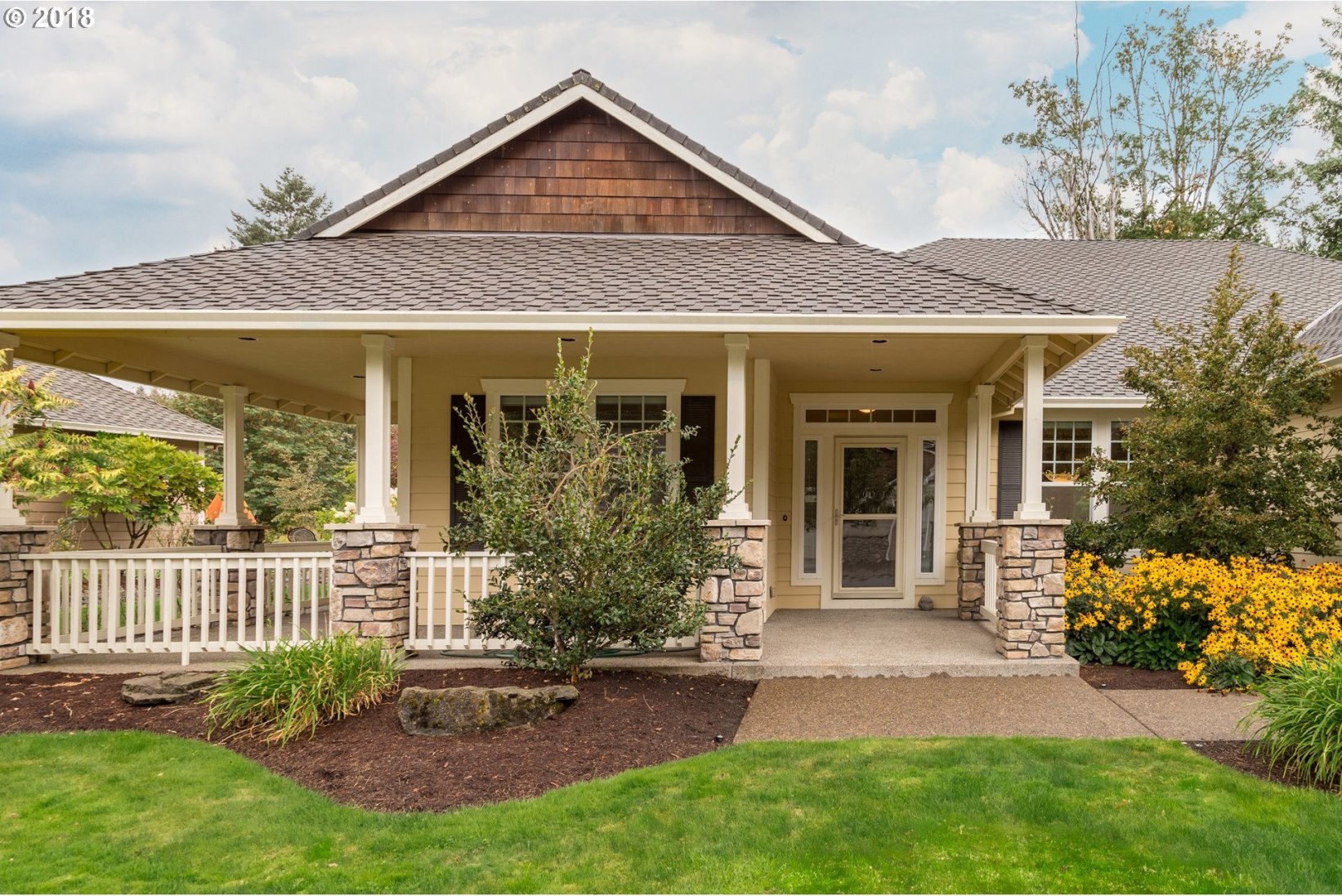 365 Southeast Gabbert Road Gresham, OR 97080 - Photo 3 of 27 Gallery Image 3