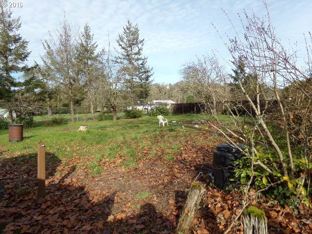 386 Page Road Winchester, OR 97495 - Photo 13 of 15 Gallery Image 13