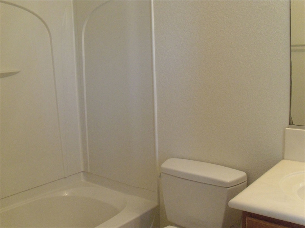 532 Almond Road San Marcos, CA 92078 - Photo 3 of 23