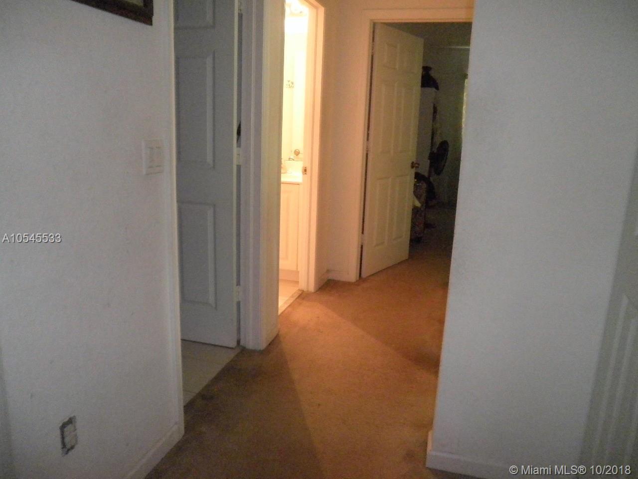 2015 Nassau Drive, Unit 2015 Riviera Beach, FL 33404 - Photo 34 of 51
