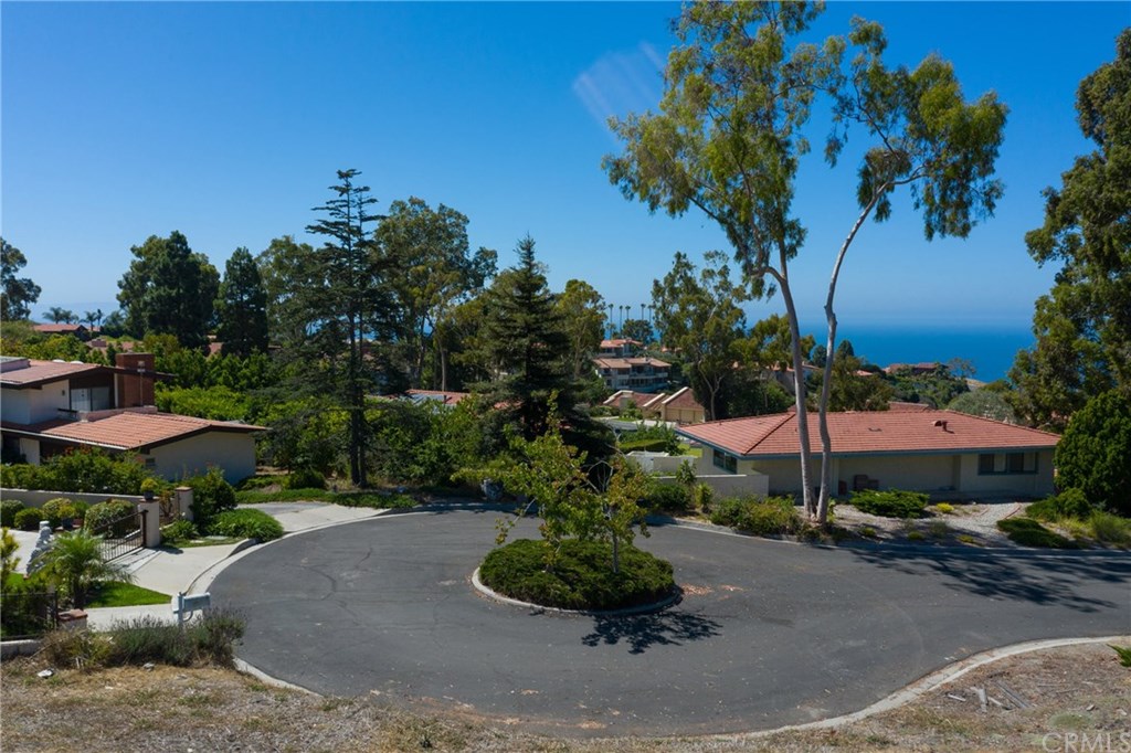 2004 Muros Place Palos Verdes Estates, CA 90274 - Photo 5 of 18