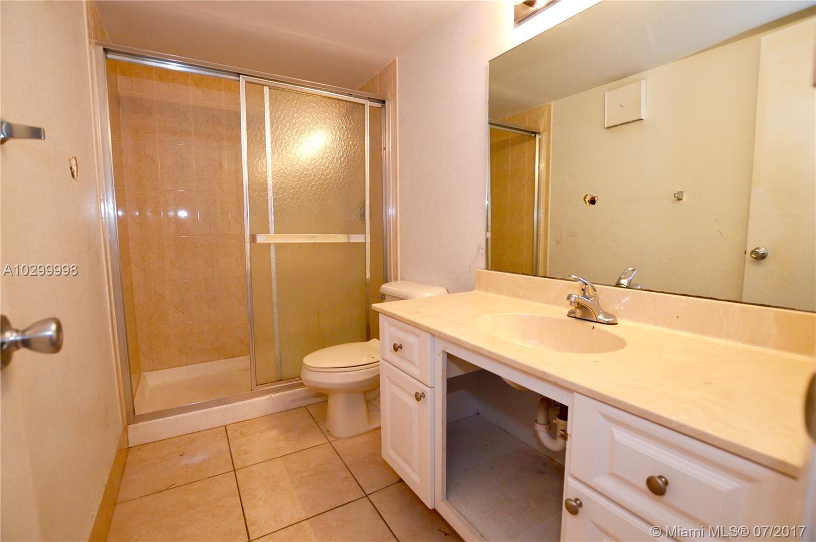 711 North Pine Island Road, Unit 409 Plantation, FL 33324 - Photo 26 of 32