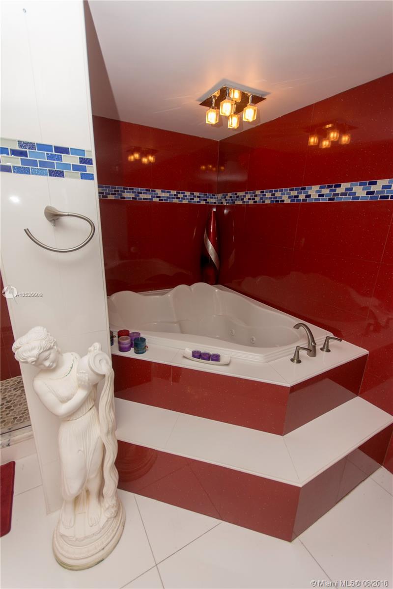 1833 South Ocean Drive, Unit PH1 Hallandale, FL 33009 - Photo 43 of 78