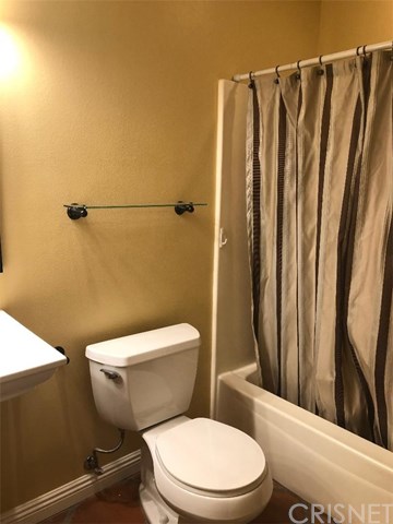 25657 Almendra Drive Valencia, CA 91355 - Photo 10 of 17