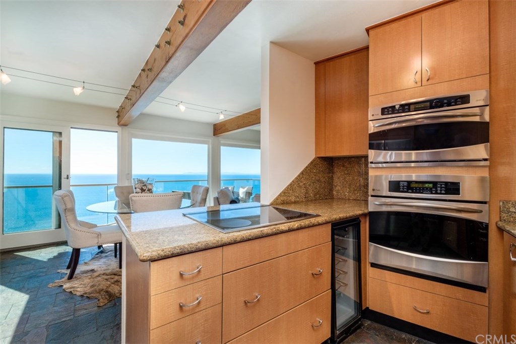 2595 Iris Way Laguna Beach, CA 92651 - Photo 9 of 35