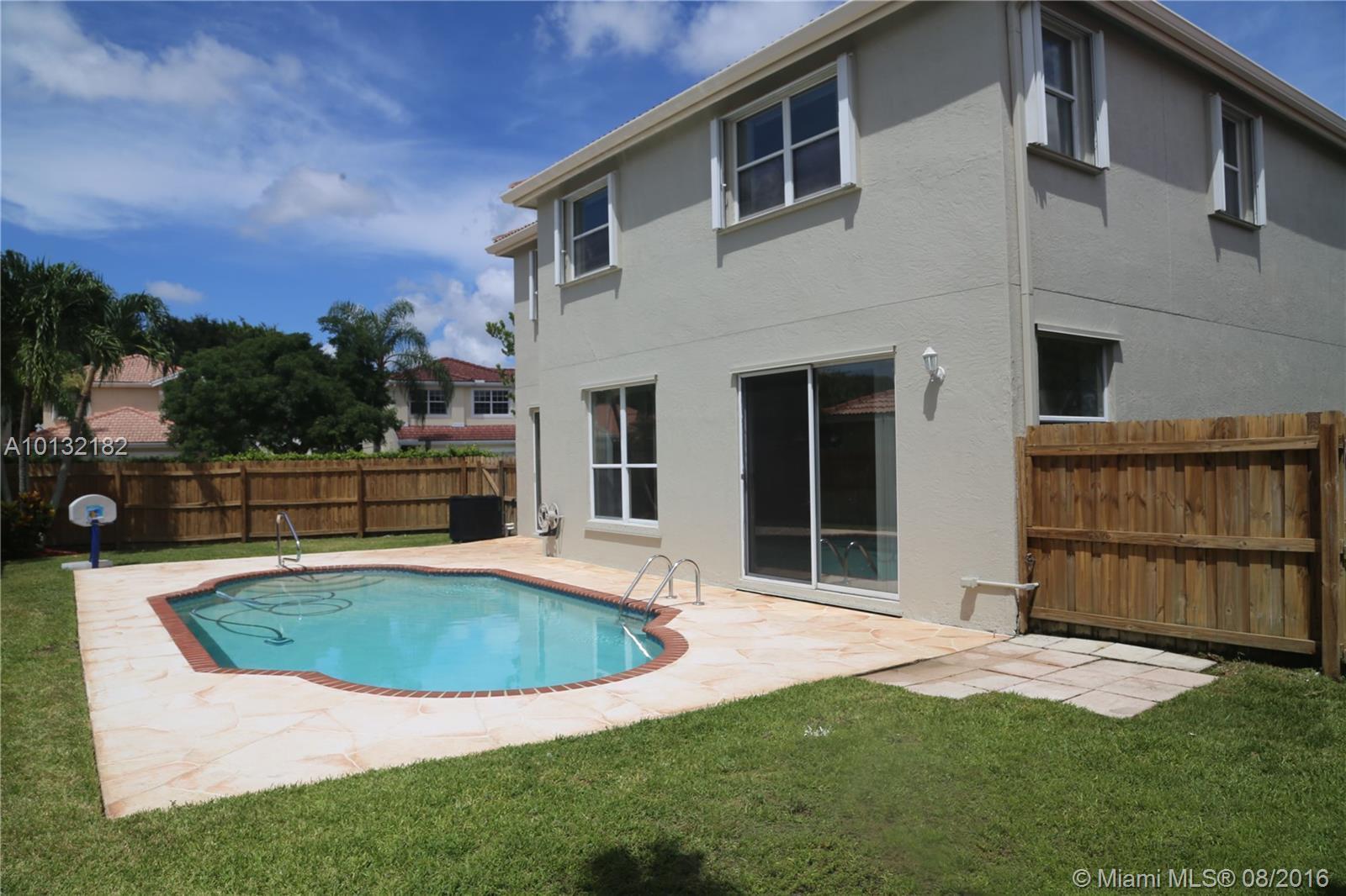 18939 Concerto Drive Boca Raton, FL 33498 - Photo 2 of 19 Gallery Image 2