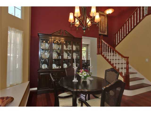 2310 Terraza Ribera Carlsbad, CA 92009 - Photo 3 of 25 Dining area