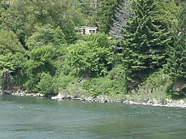97642 North Bank Rogue River Road Gold Beach, OR 97444 - Photo 2 of 8 Gallery Image 2