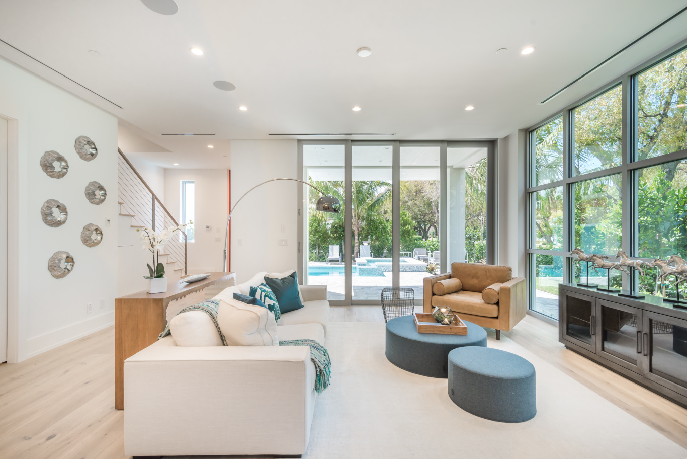 Banyan Corners 335 Banyan Blvd, Naples, FL 34102 - Photo 3 of 21