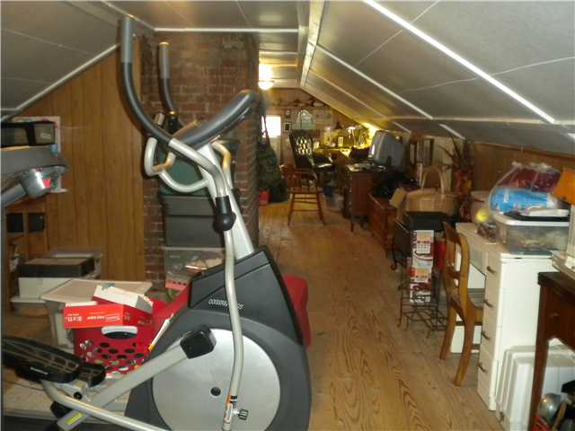 1156 Wright Road Brighton, TN 38011 - Photo 20 of 25 bonus room is finished out and can be divided into 2 rooms if needed