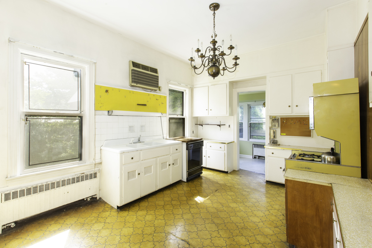 189 Argyle Road Brooklyn, NY 11218 - Photo 5 of 12