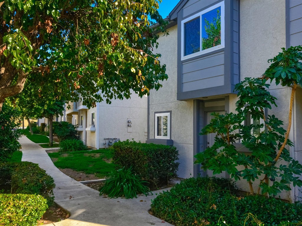 2419 Kings View Circle Spring Valley, CA 91977 - Photo 1 of 17 Gallery Image 1