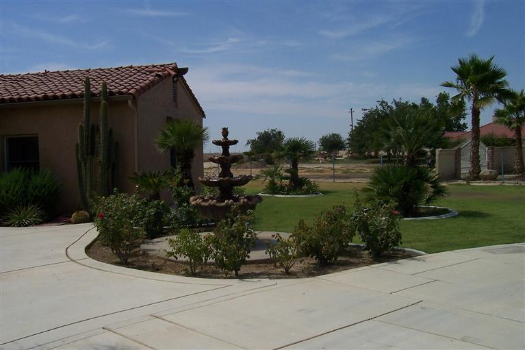 3434 Sterling Road Bakersfield, CA 93307 - Photo 4 of 16 Gallery Image 4