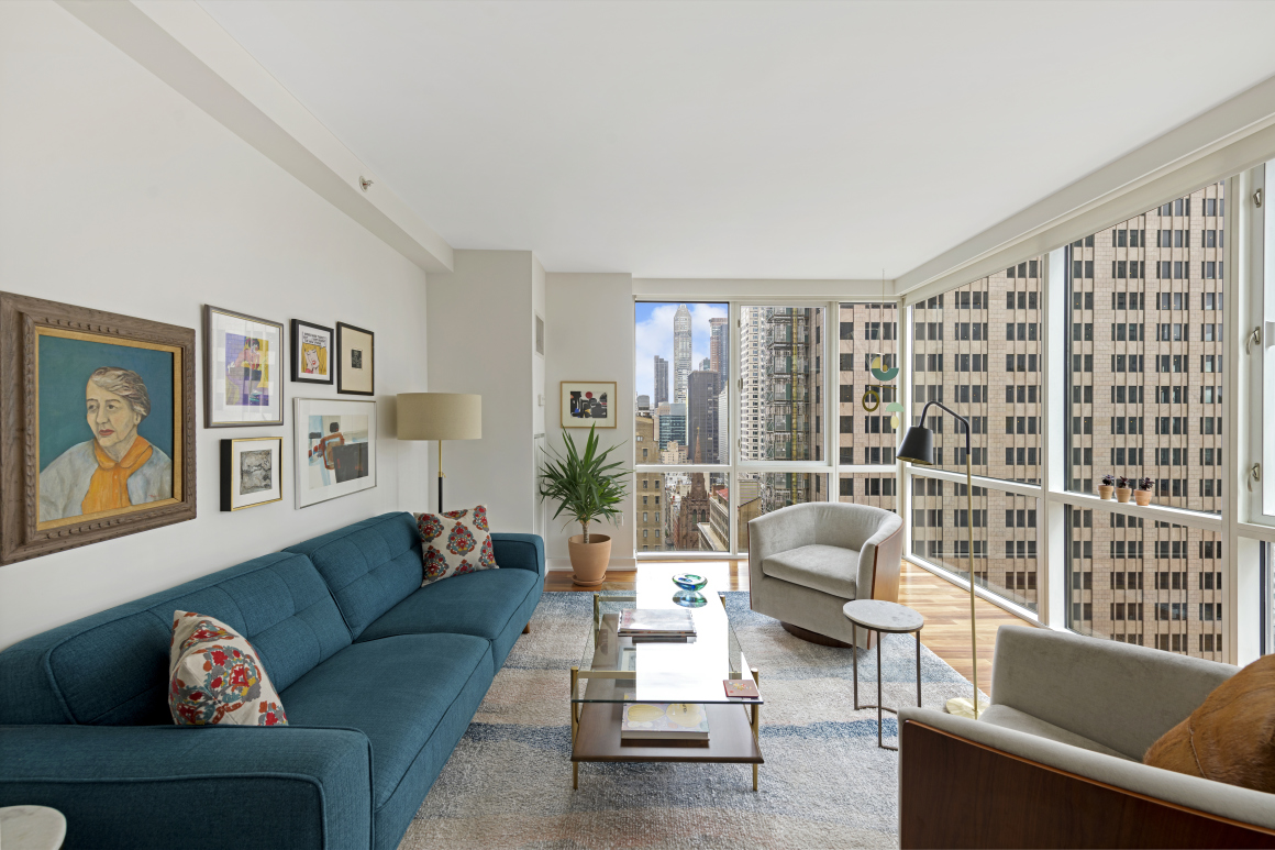 60 East 55th Street, Unit 33A Manhattan, NY 10022 - Photo 2 of 12