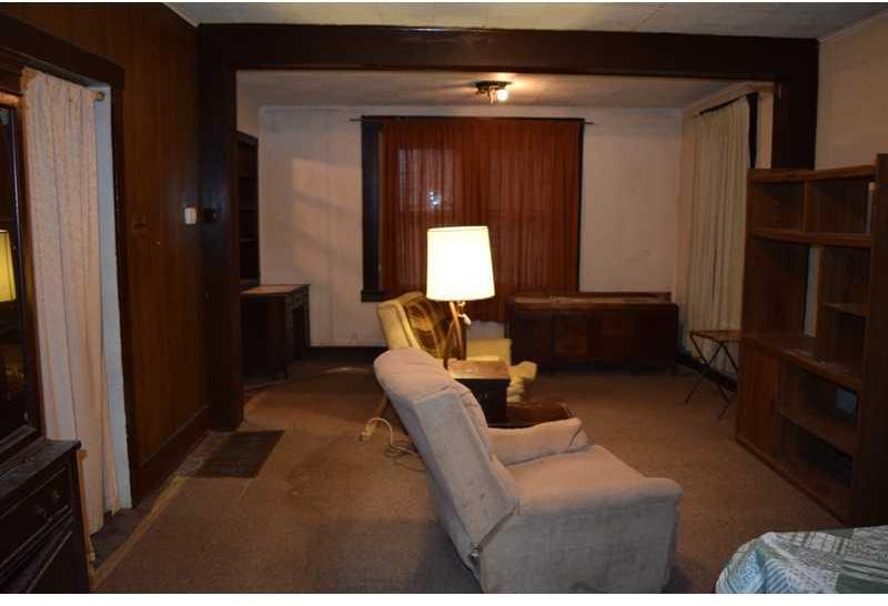 407 Bon Air Road Penn Hills, PA 15235 - Photo 2 of 12 Gallery Image 2