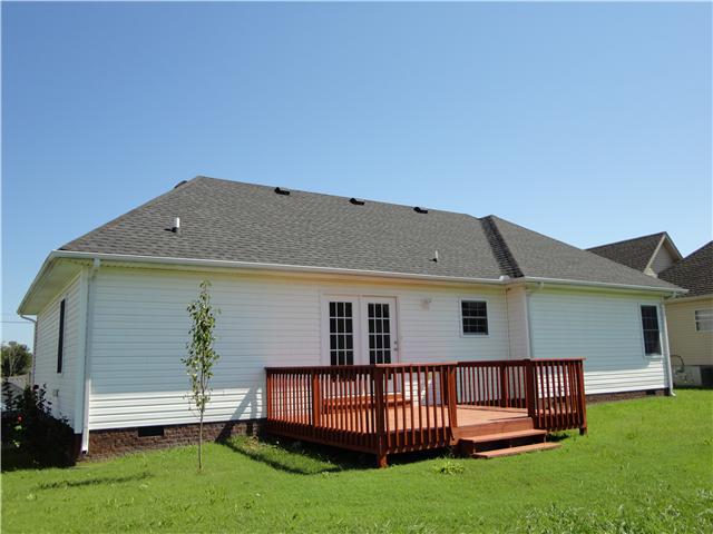406 Arabian Lane Springfield, TN 37172 - Photo 2 of 14 Rear view. Deck powerwashed and sealed.