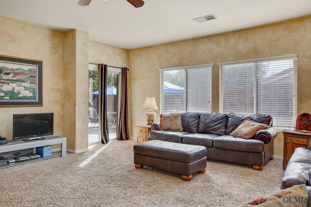 3601 Campfire Drive Bakersfield, CA 93312 - Photo 21 of 40