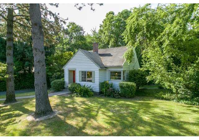 2630 Southwest Taylors Ferry Road Portland, OR 97219 - Photo 3 of 16 Gallery Image 3