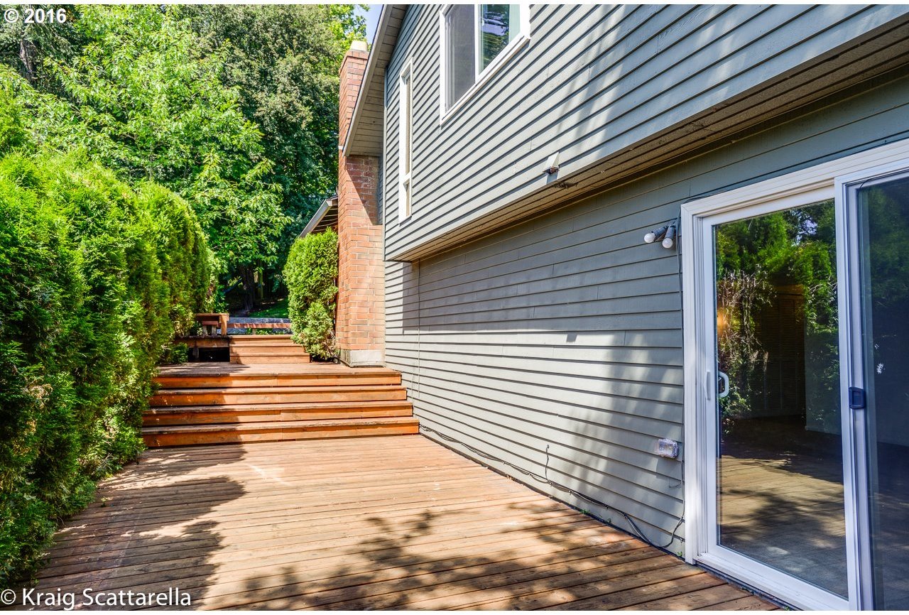 4123 Southwest Jerald Way Portland, OR 97221 - Photo 6 of 25