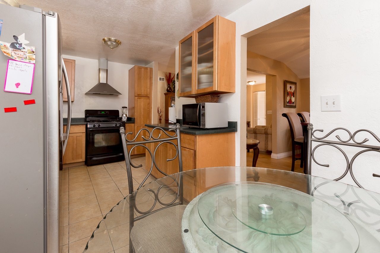 10362 Strawberry Lane Spring Valley, CA 91977 - Photo 10 of 23