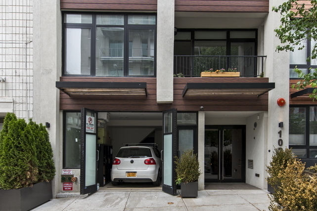 102 Gold Street, Unit 1F Brooklyn, NY 11201 - Photo 1 of 9
