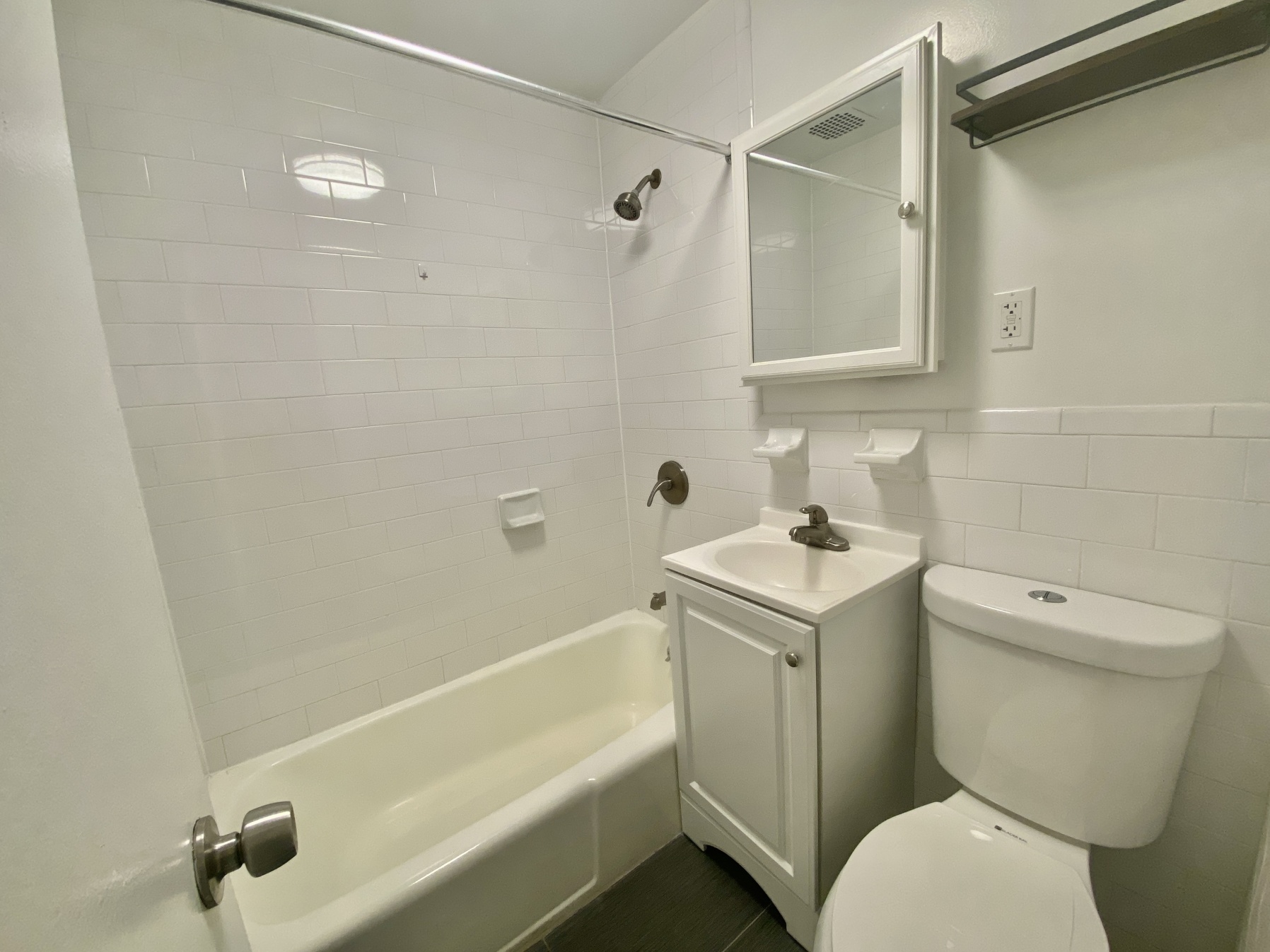482 East 74th Street, Unit 3B Manhattan, NY 10021 - Photo 6 of 6