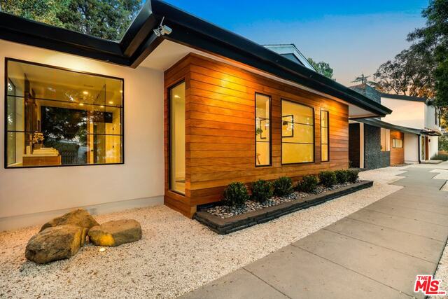 2501 Roscomare Road Los Angeles, CA 90077 - Photo 1 of 43