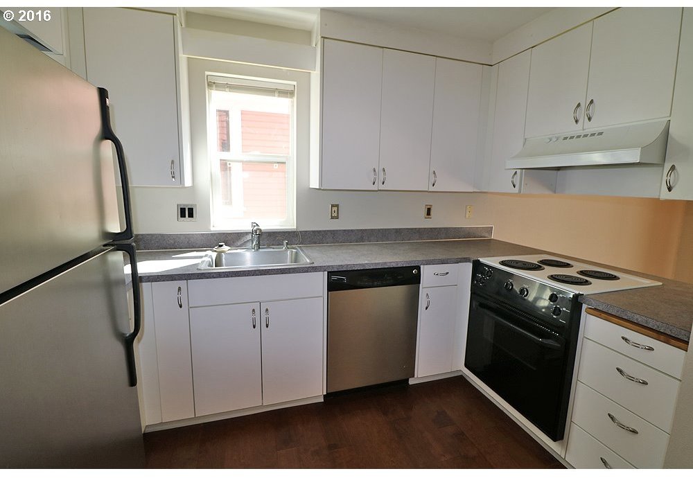 2709 Southwest 2nd Avenue Portland, OR 97201 - Photo 11 of 29 Gallery Image 11