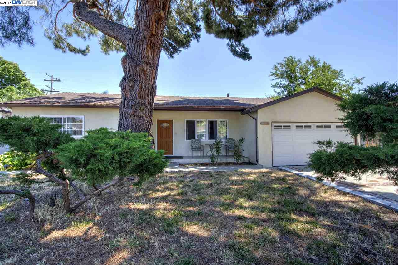 8395 Deervale Road Dublin, CA 94568 - Photo 1 of 1 Gallery Image 1