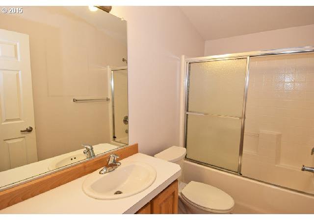 14426 Northwest Larson Road, Unit 9 Portland, OR 97231 - Photo 5 of 16