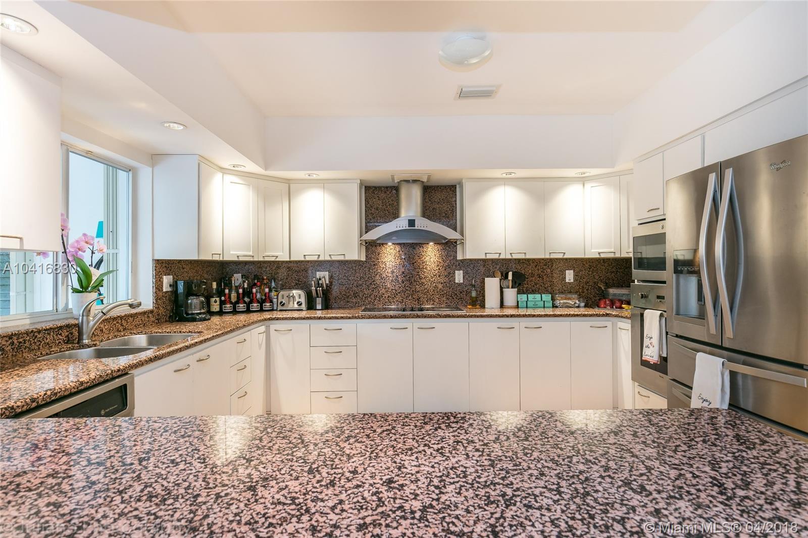 340 Woodcrest Road Key Biscayne, FL 33149 - Photo 16 of 53