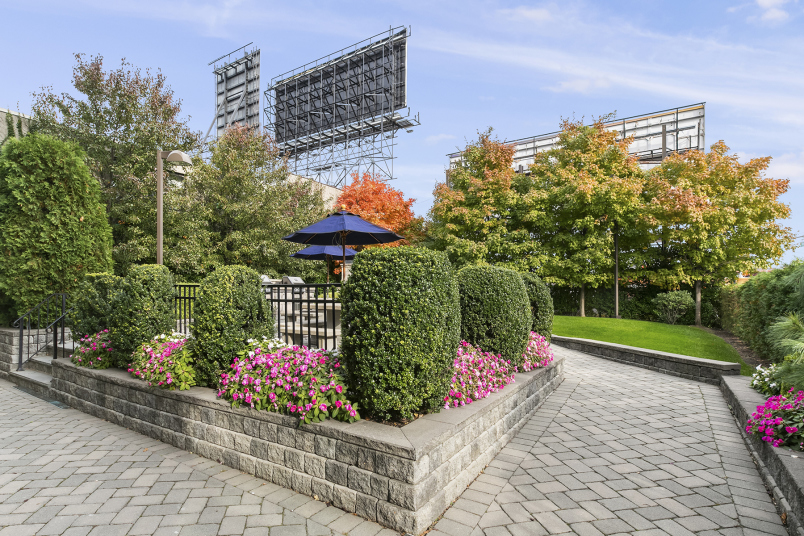 5-49 Borden Avenue, Unit 3M Queens, NY 11101 - Photo 8 of 10