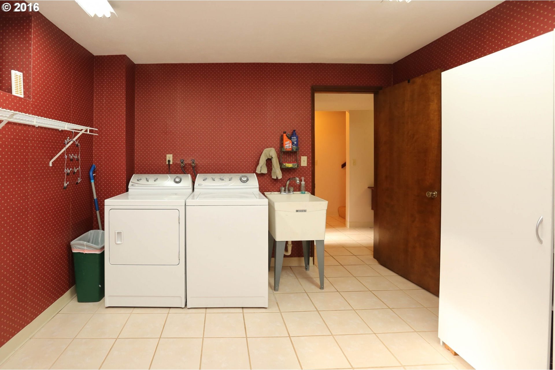 25800 Southwest Rein Road Sherwood, OR 97140 - Photo 15 of 32