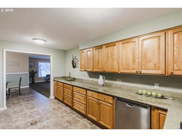 1045 Airport Road Lebanon, OR 97355 - Photo 7 of 31 Gallery Image 7