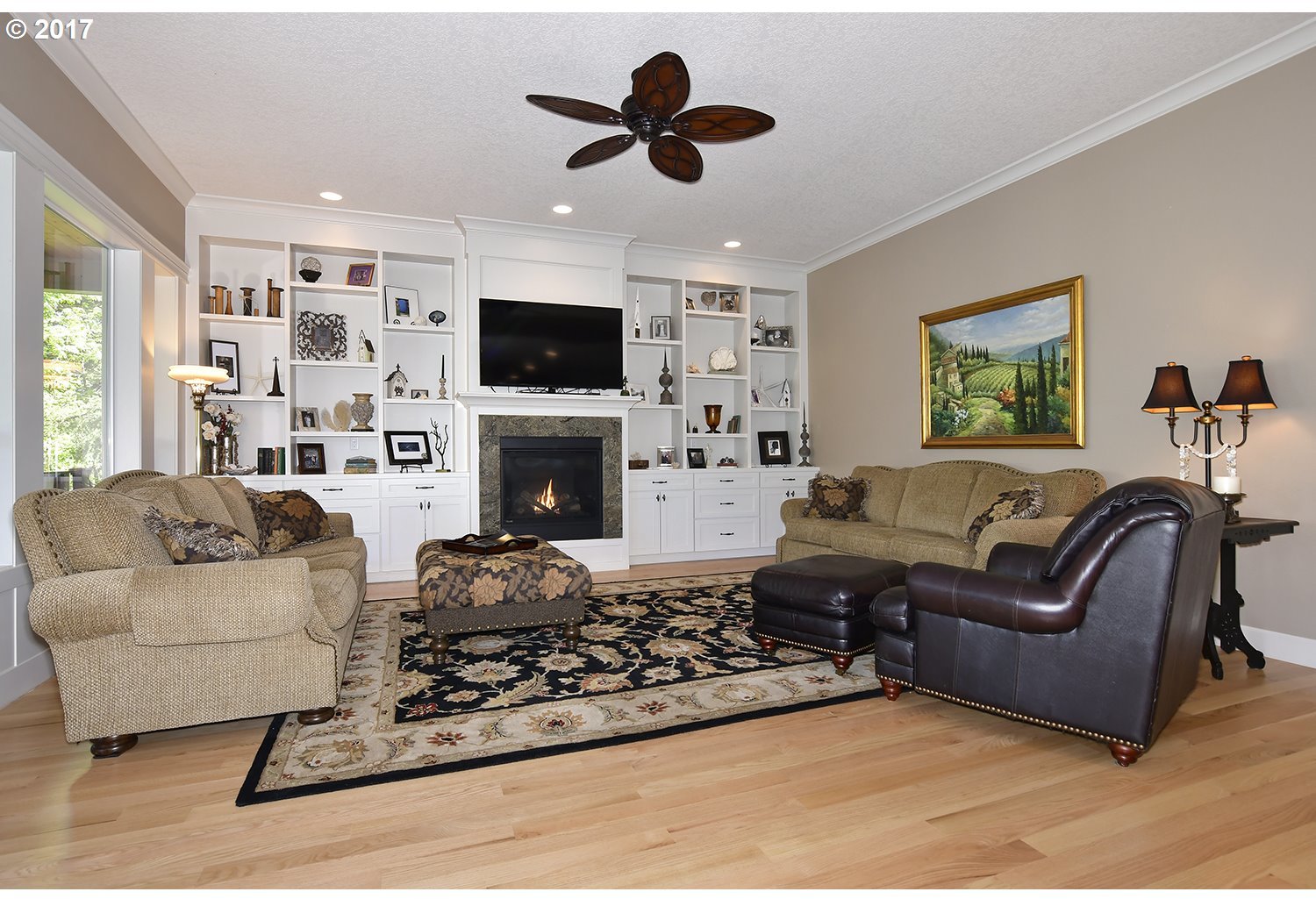 407 Southeast Gabbert Road Gresham, OR 97080 - Photo 8 of 26 Gallery Image 8