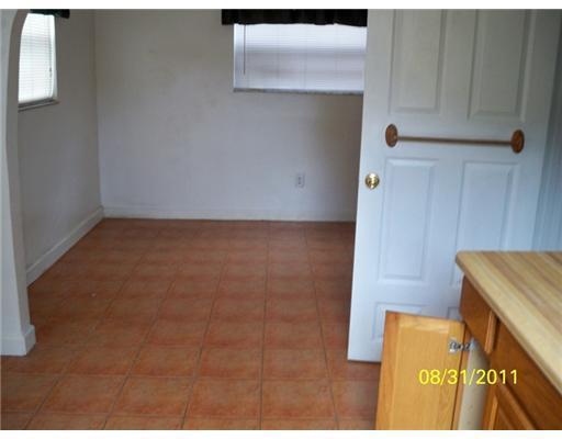 Driftwood Hollywood, FL 33024 - Photo 9 of 13