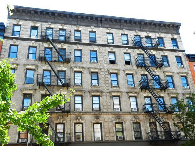 504 E 12th St, Manhattan, NY 10009 - Photo 1 of 1