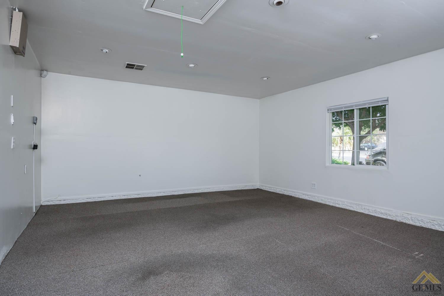 3014 Edwards Avenue Bakersfield, CA 93306 - Photo 10 of 32