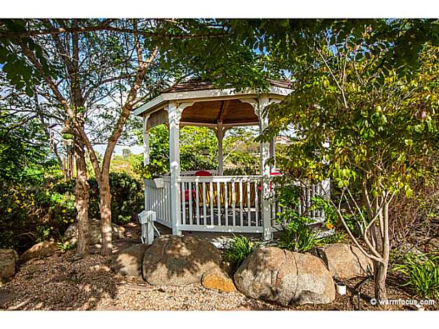 30643 Vía Maria Elena Bonsall, CA 92003 - Photo 20 of 25