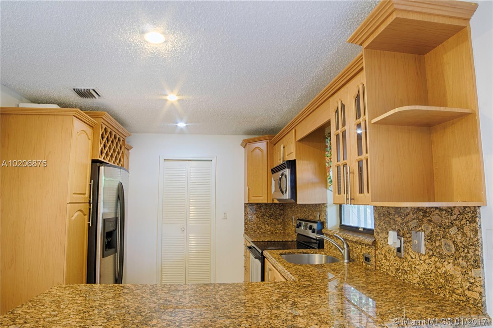 11033 Southwest 38th Lane, Unit 1 Miami, FL 33165 - Photo 4 of 8