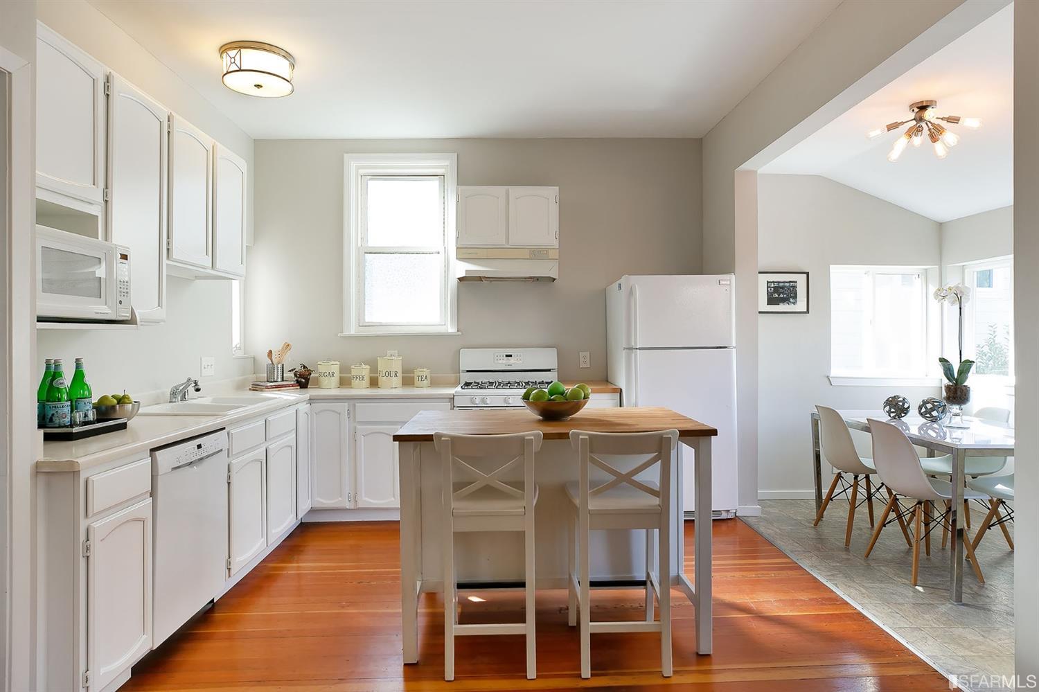 182 Flood Avenue San Francisco, CA 94131 - Photo 8 of 33