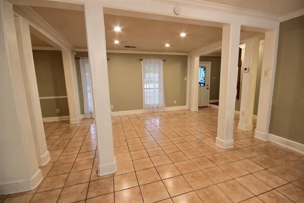 2473 Lynnfield Road Memphis, TN 38119 - Photo 3 of 25 Gallery Image 3