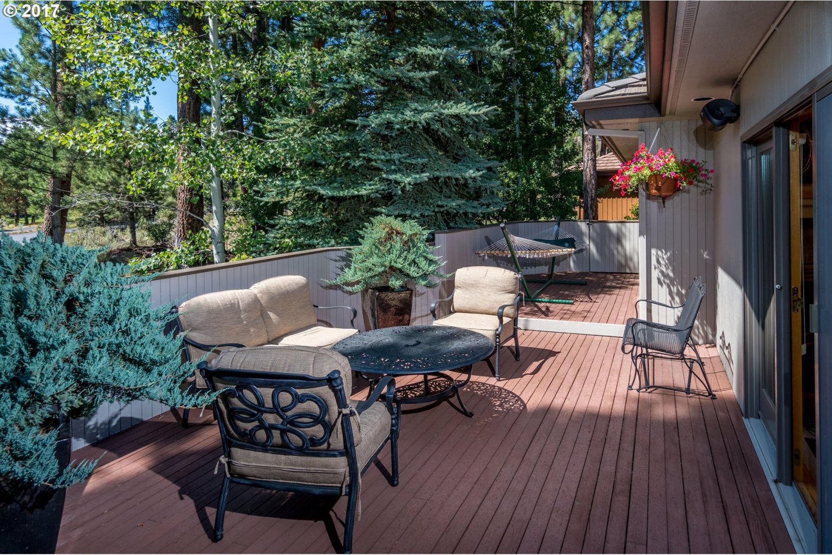 19551 Green Lakes Loop Bend, OR 97702 - Photo 15 of 18 Gallery Image 15