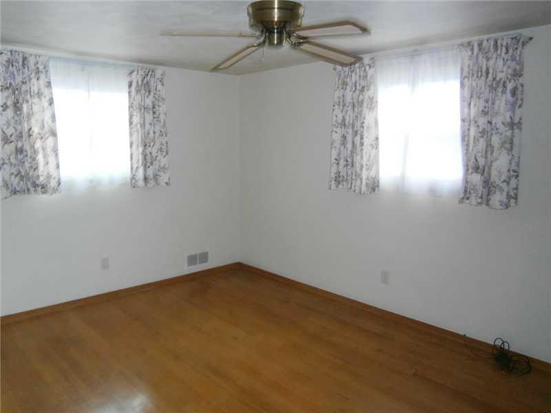 162 Pinchtown Road Baldwin, PA 15236 - Photo 10 of 15 Gallery Image 10