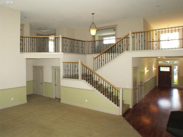 789 Northwest Angel Heights Road Stevenson, WA 98648 - Photo 5 of 16 Gallery Image 5